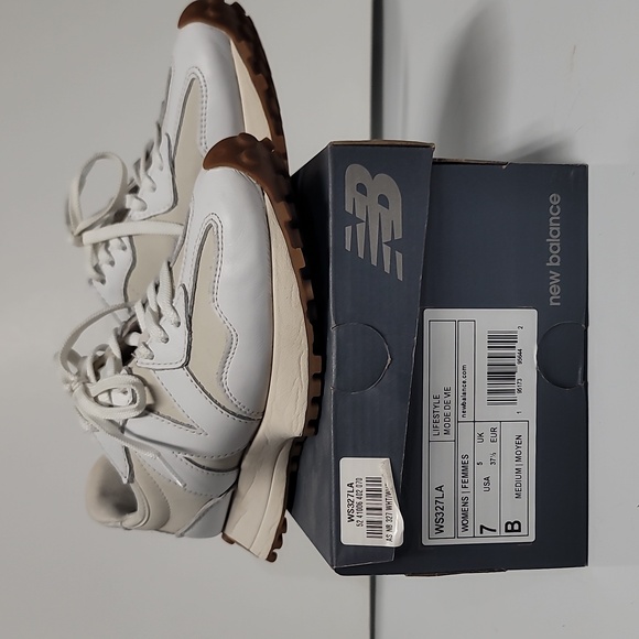 New Balance WS327LA White Moonbeam Leather Athletic Shoes - Picture 16 of 16